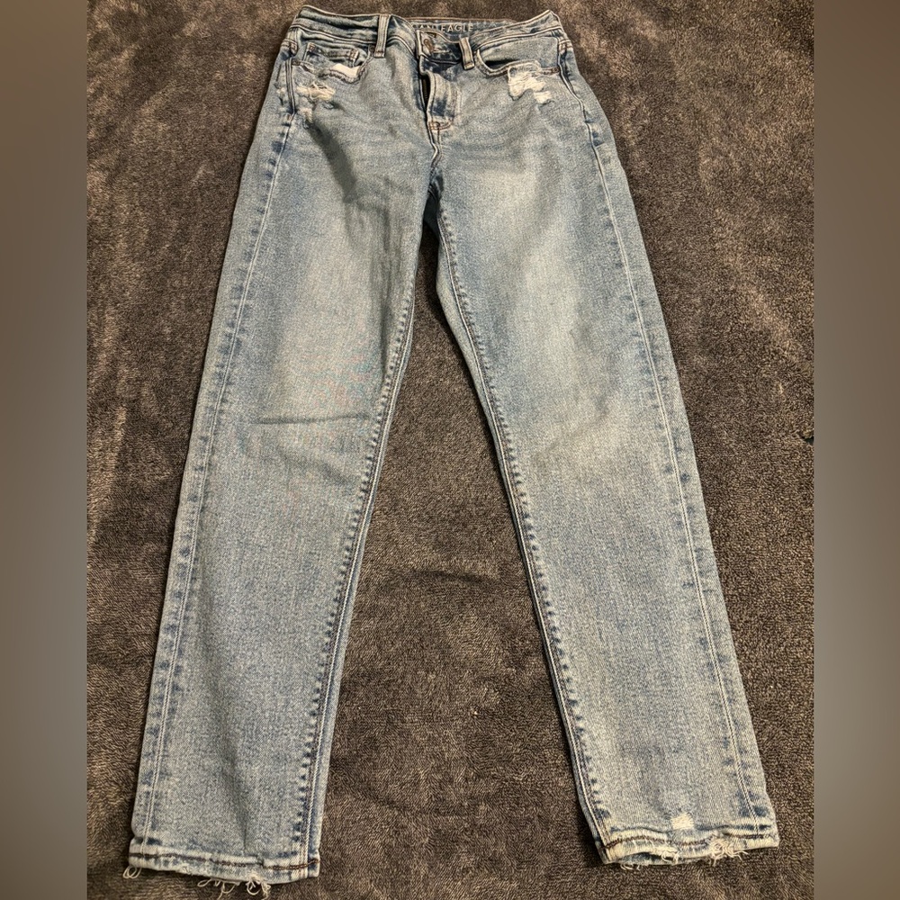 American Eagle Stretch Mom Jean
